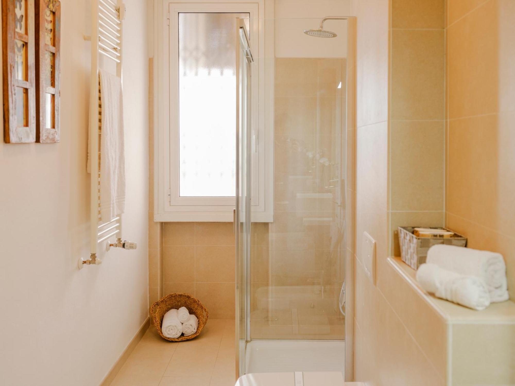 Casa Ari - Bright And Spacious Flat With Terrace * Florencia