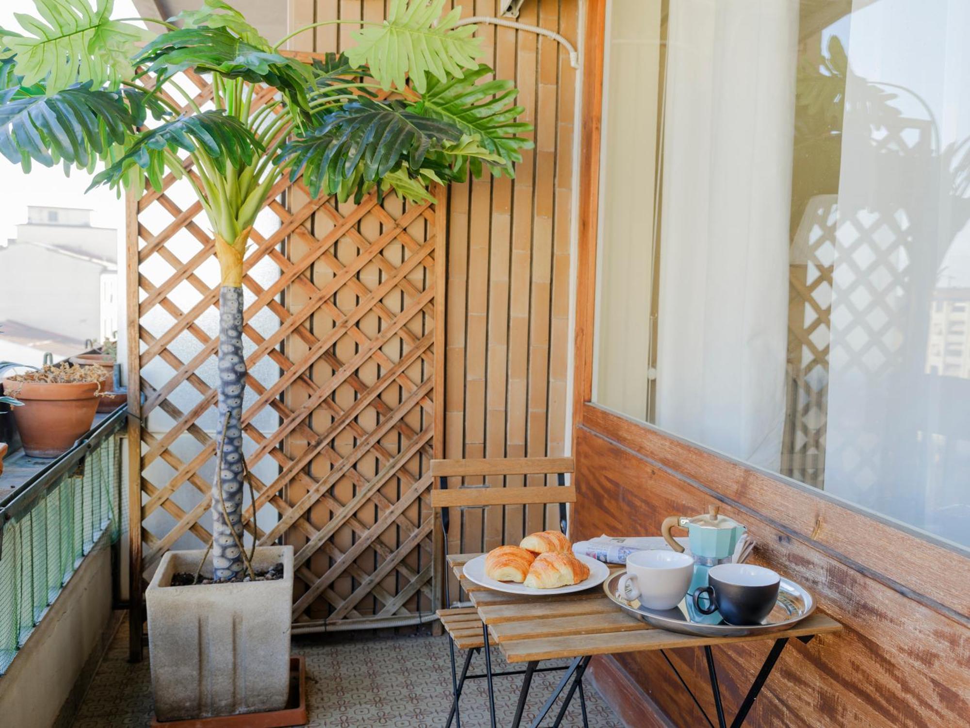 Casa Ari - Bright And Spacious Flat With Terrace Florencia